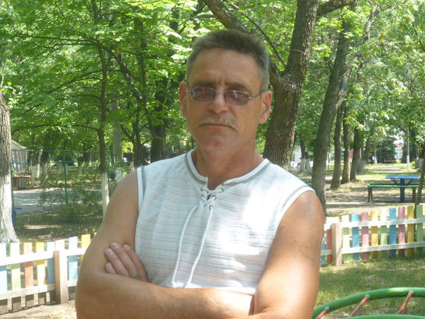 Олег Мирошник