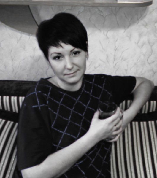 Анна Постол