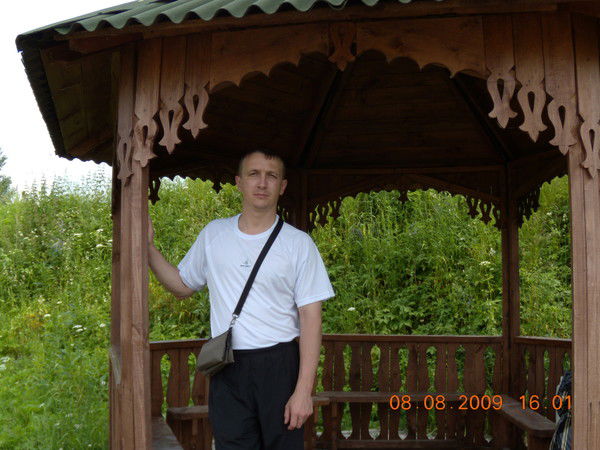 Михаил Исхаков