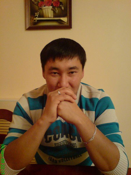 Санат (Азамат) Садвакасов