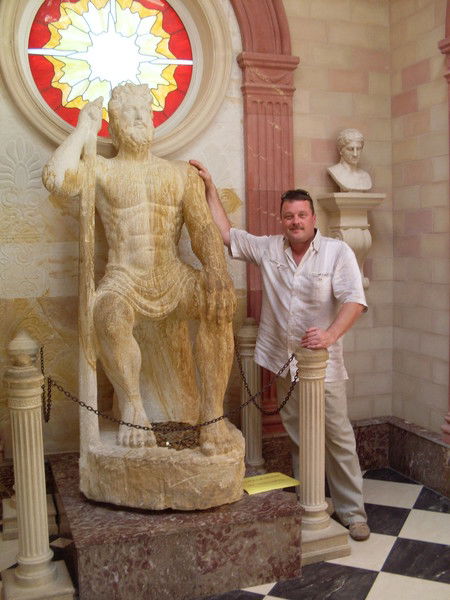 Саша Глухих