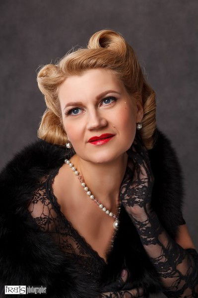 Лариса Гребенева