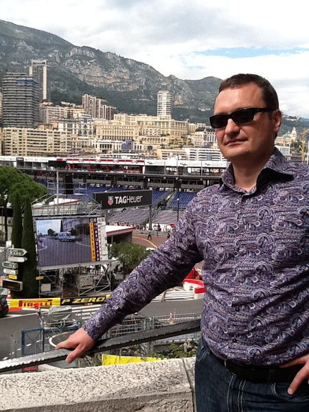 Александр Васильев