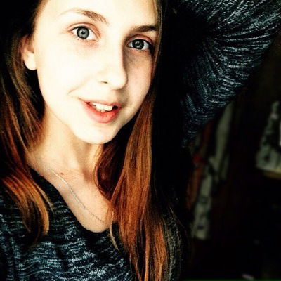 Маша Махова