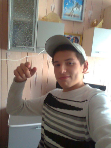 Богдан Новиков