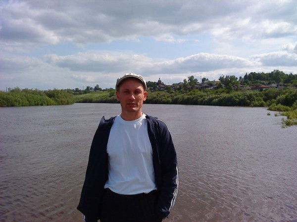 Костя Попов