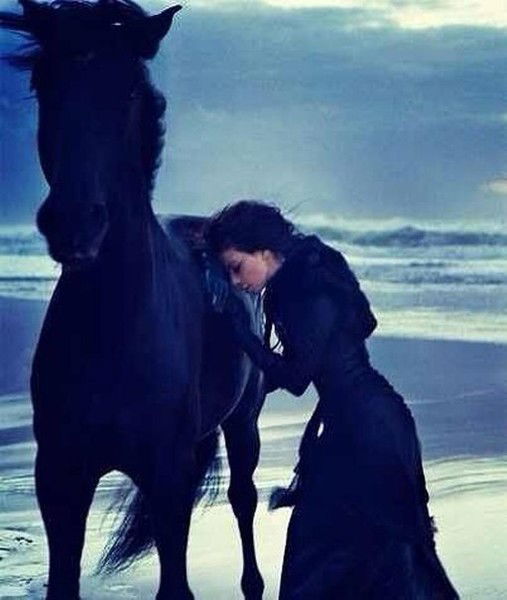 Зарина Атлуханова