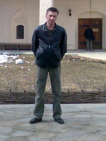 Денис Апаков