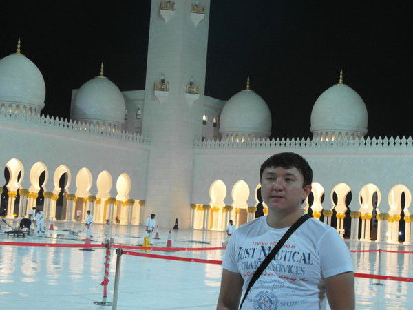 Олжас Бергалиев