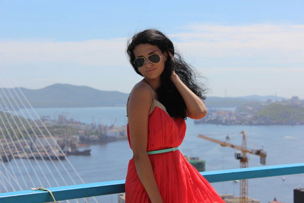 Ксения Стотланд