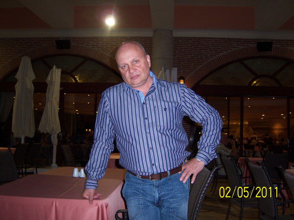 Борис Бубнов