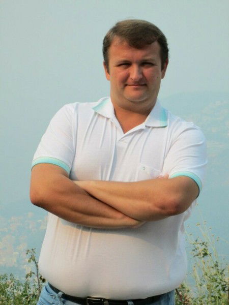 Максим Николаенко