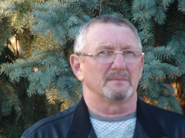 Борис Котов