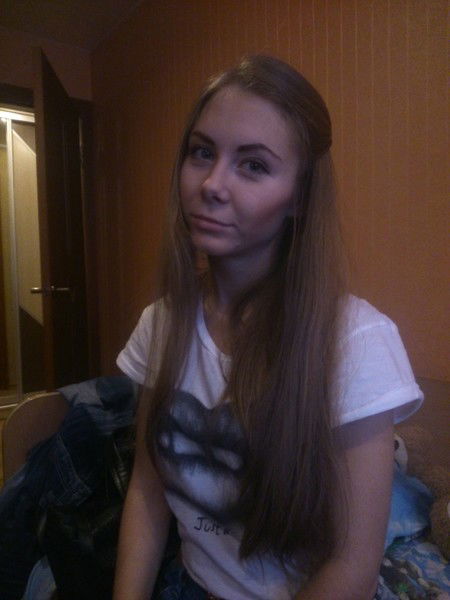 Оленька Корнева