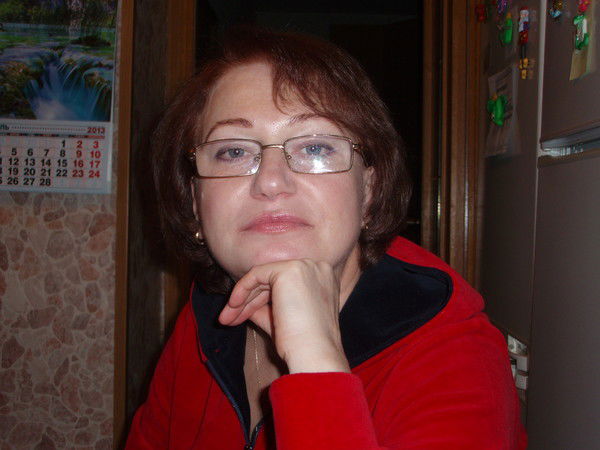 Елена Елена