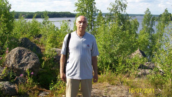 Владимир Кондратьев