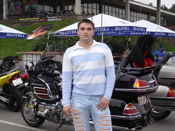 Александр Старенков