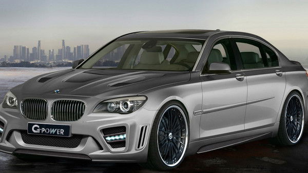 Владимир Мхитарян