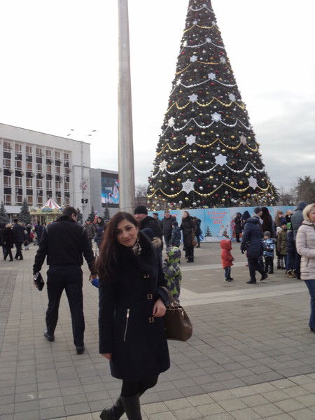 Анира Акопова