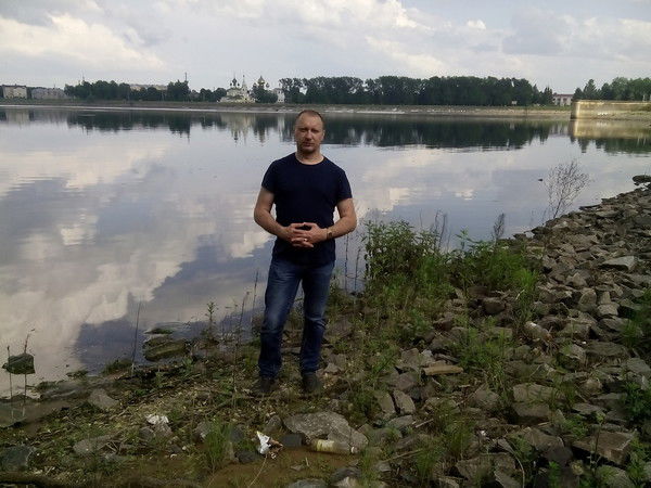 Дмитрий Маслов