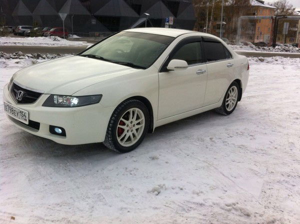 Азат Каныбеков