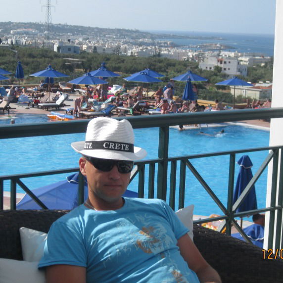 Игорь Иванов