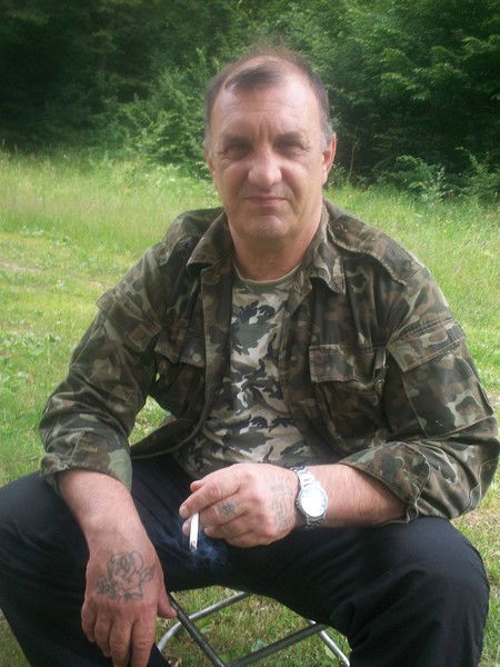 Александр Деревянко