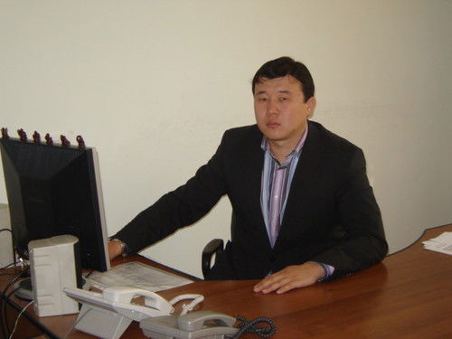 Арман Султанов