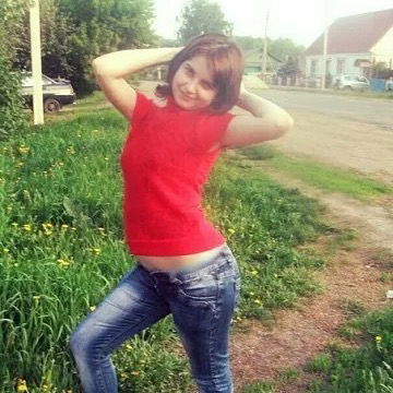 Брюнетка С Зелеными Глазками