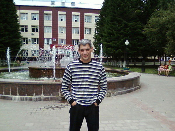 Михаил Михайлов