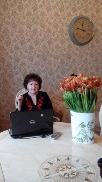 Светлана Ли