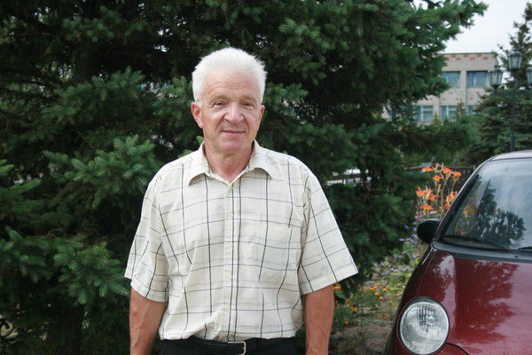 Владимир Макаров