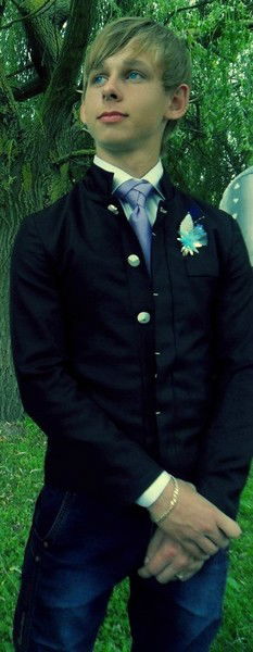 Adrian Exclusive Dille