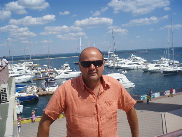 Евген Левченко