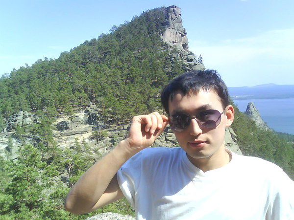 Дамир Абдиев