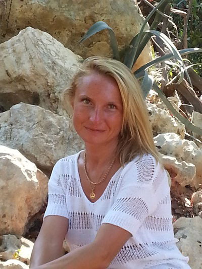 Елена Можина