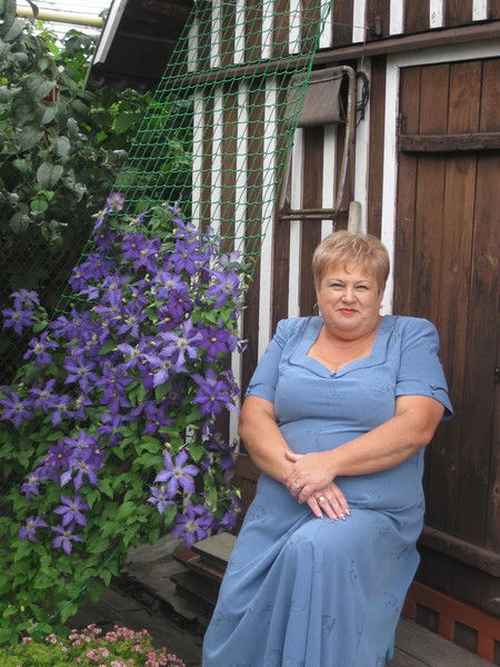 Галина Неженец