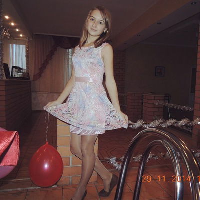 Юля Исанова