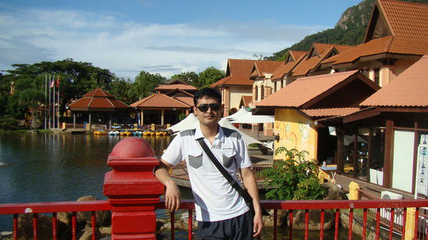 Жандос Рахимов