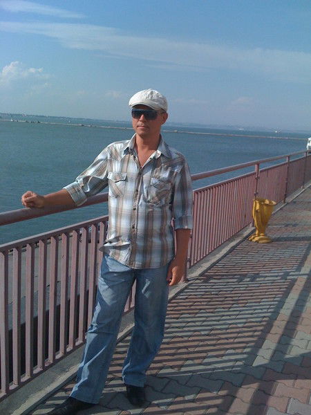 Григорий Степанов