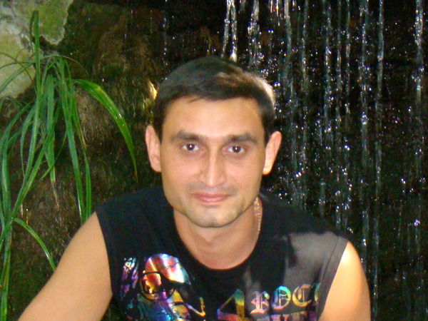 Эдуард Мнацаканов