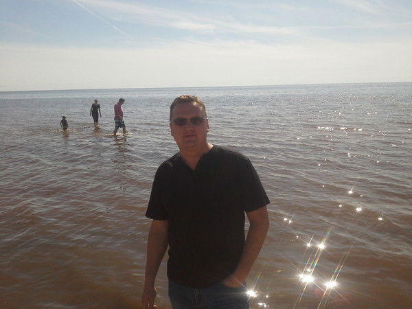 Андрей Максимов