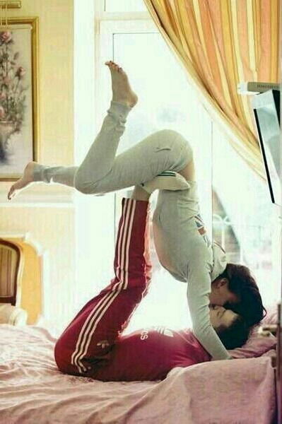 ******..? E R Z A T..******** ...**..? E