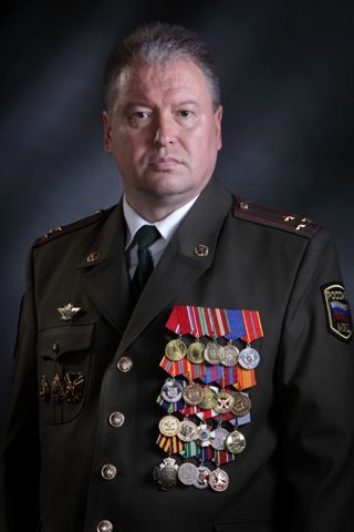 Игорь Ушаков