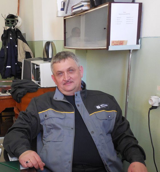 Юра Костенко