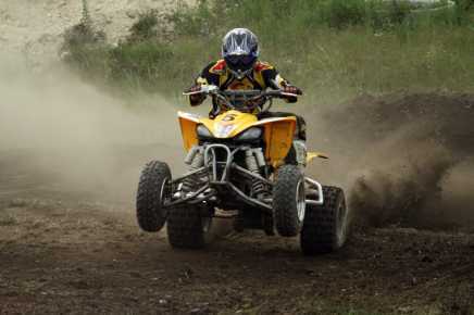 Игорь Шнайдер