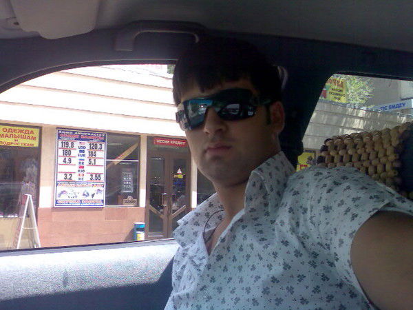 Эрадж Рустамов