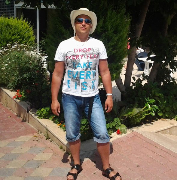 Денис Пырин