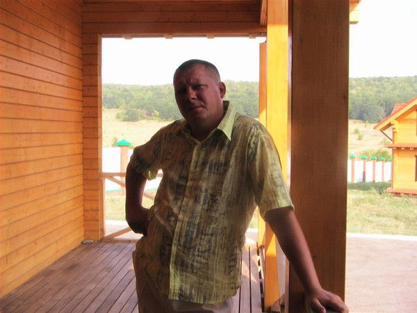 Александр Алеманов