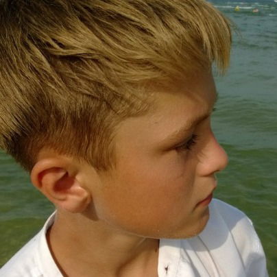 Илья Команин